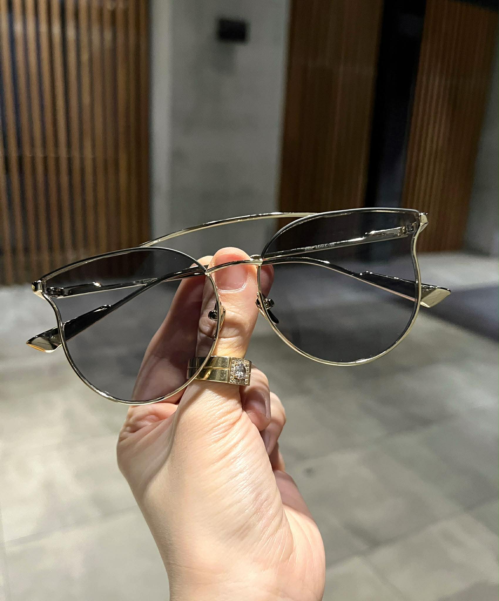 Kính râm, Kính mát đi đường dáng mắt mèo cao cấp