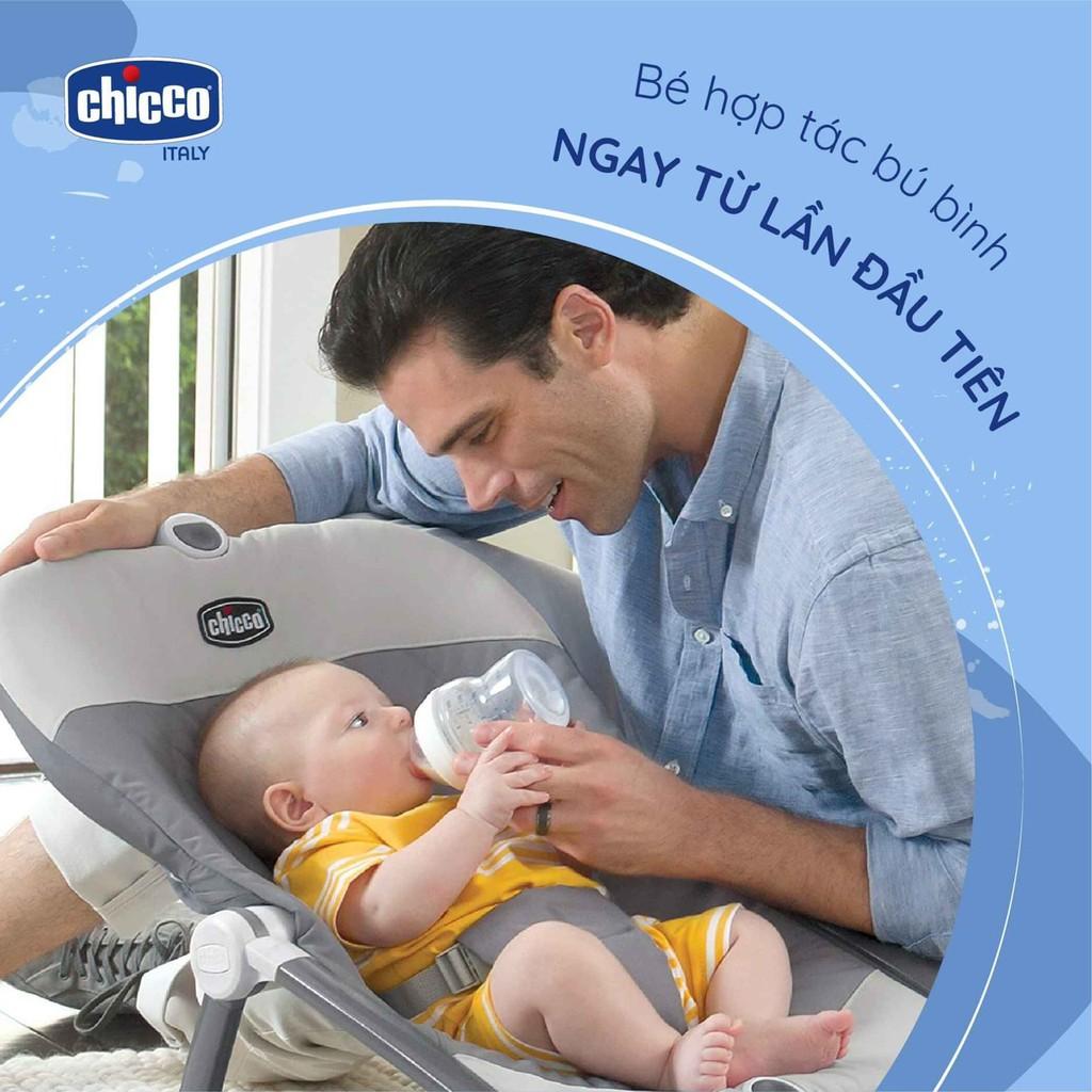 Combo 1 Bình sữa Chicco núm nghiêng Pisa Natural Feeling 0M+ 150ml +1Núm ty Chicco nghiêng Pisa dòng chảy trung bình 2M+