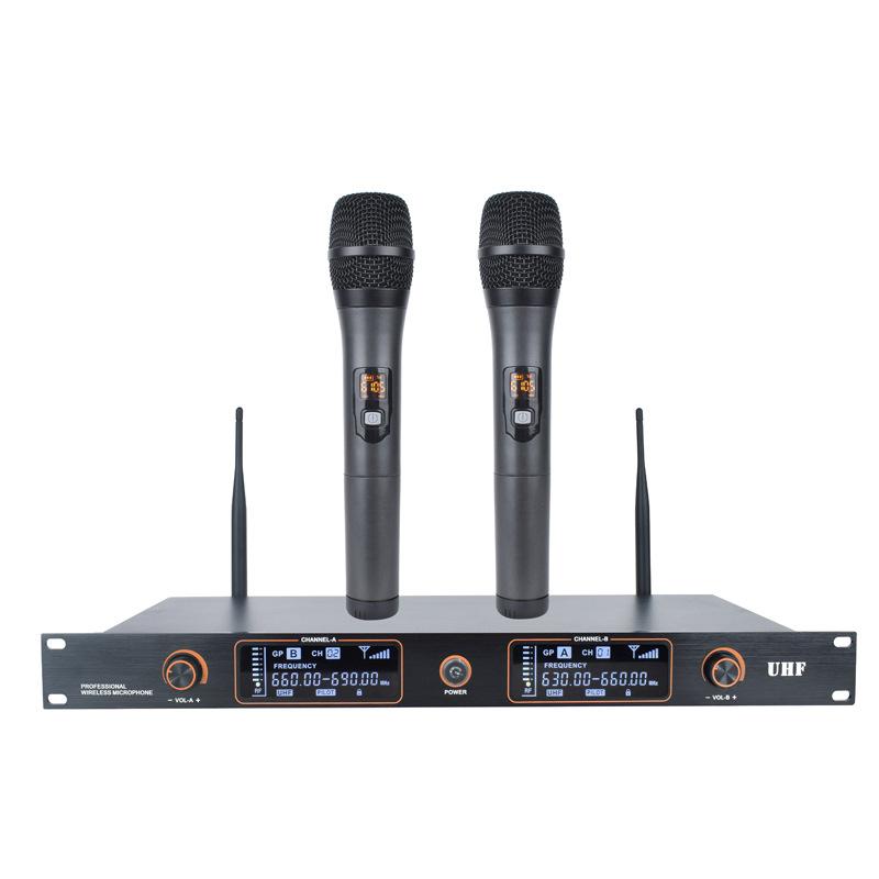 Đảm bảo chất lượng micro không dây hai kênh u một đến hai micro không dây K bài hát micro chuyên nghiệp lớp học tại nhà micro sạc hoạt động