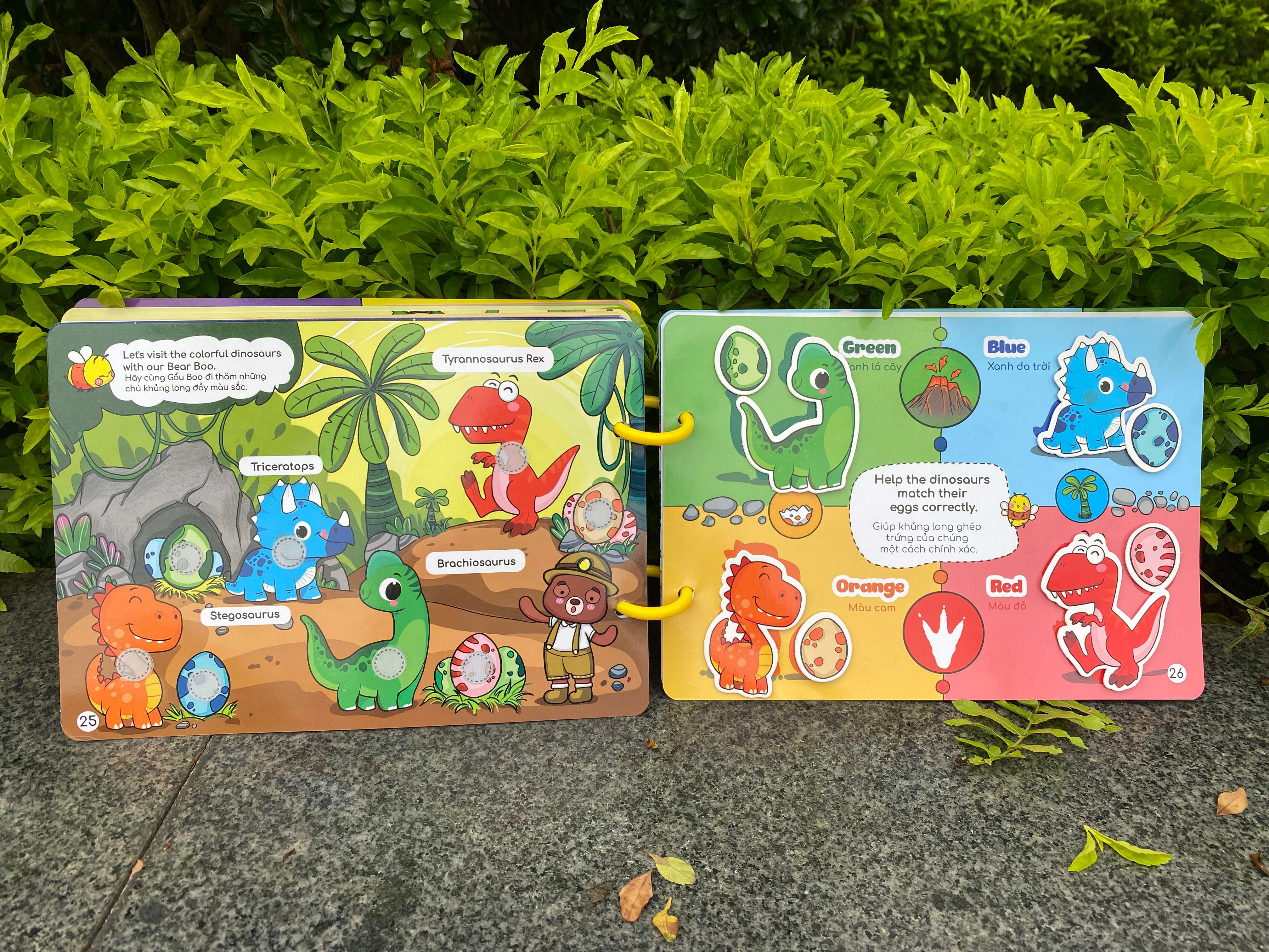 Đồ chơi bóc dán montessori cho bé từ 2 tuổi giúp bé phát triển tư duy và ngôn ngữ