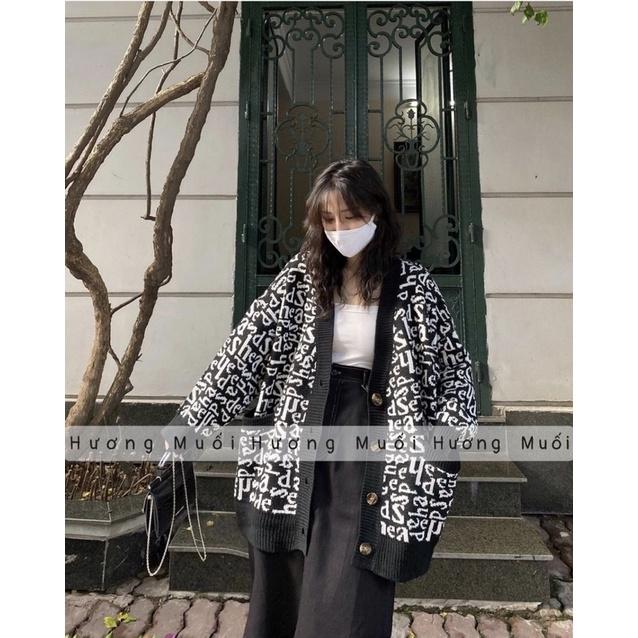 Áo khoác cardigan len hoạ tiết nhiều chữ - áo khoác len