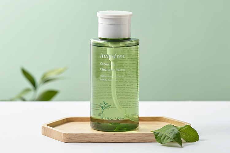 Nước tẩy trang từ trà xanh đảo Jeju Innisfree Green Tea Cleansing Water 300ml - NEW