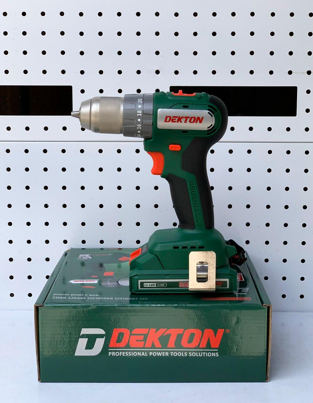 MÁY KHOAN PIN 21V SỬ DỤNG CHÂN PIN PHỔ THÔNG MAKITA DEKTON M21-ID1050BL - HÀNG CHÍNH HÃNG