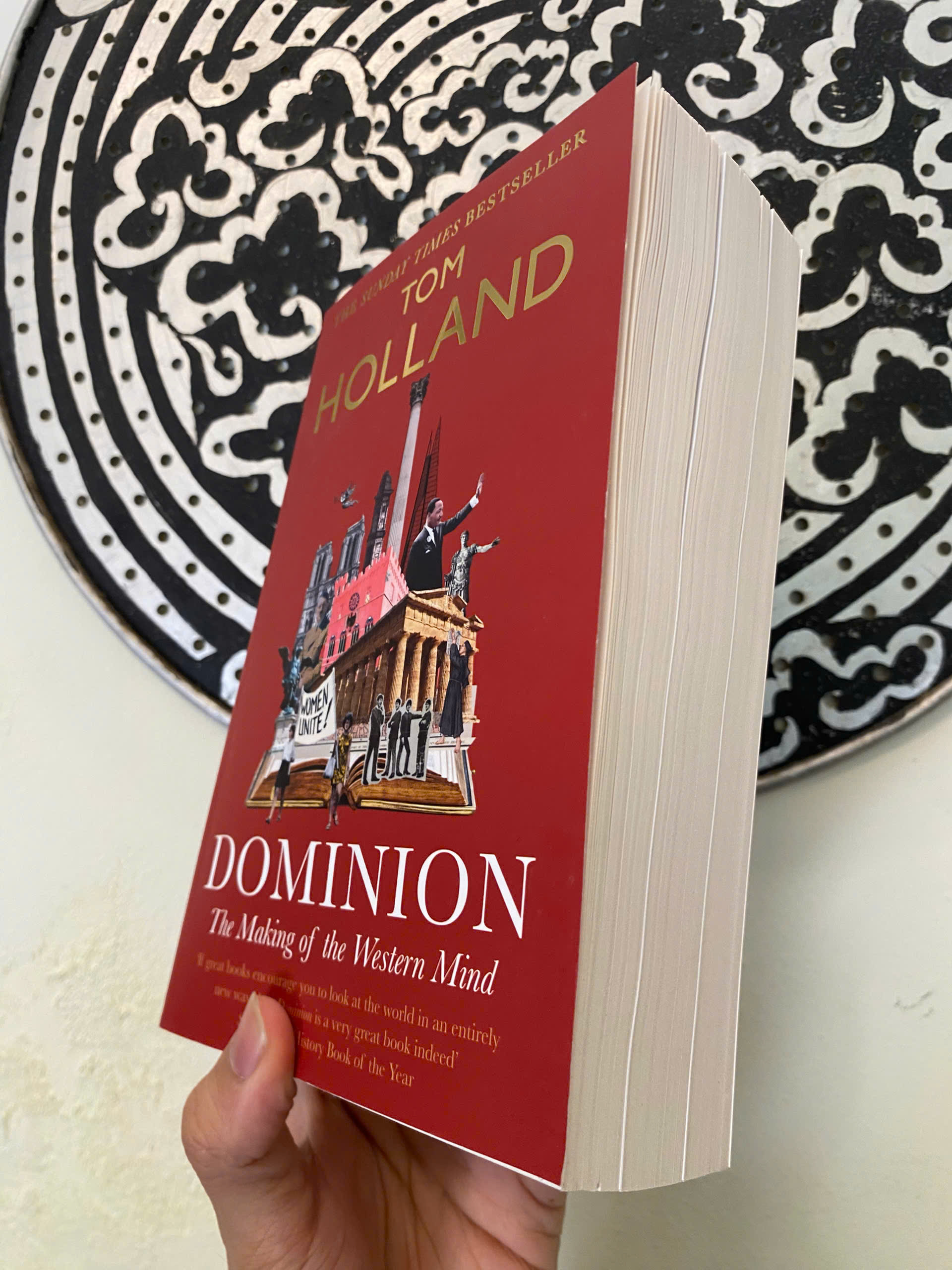 Sách - Dominion: The Making of the Western Mind by Tom Holland | English Christianity History Book