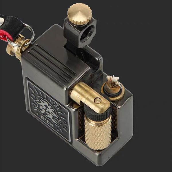 Vỏ hộp quẹt bật lửa xăng đá CF-715 có móc treo chìa khóa