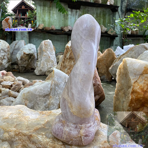 Đá thạch anh hồng tự nhiên giúp tinh thần sảng khoái, tăng khả năng sáng tạo T524 nặng 5.2Kg kích thước 29.5x13x8.5