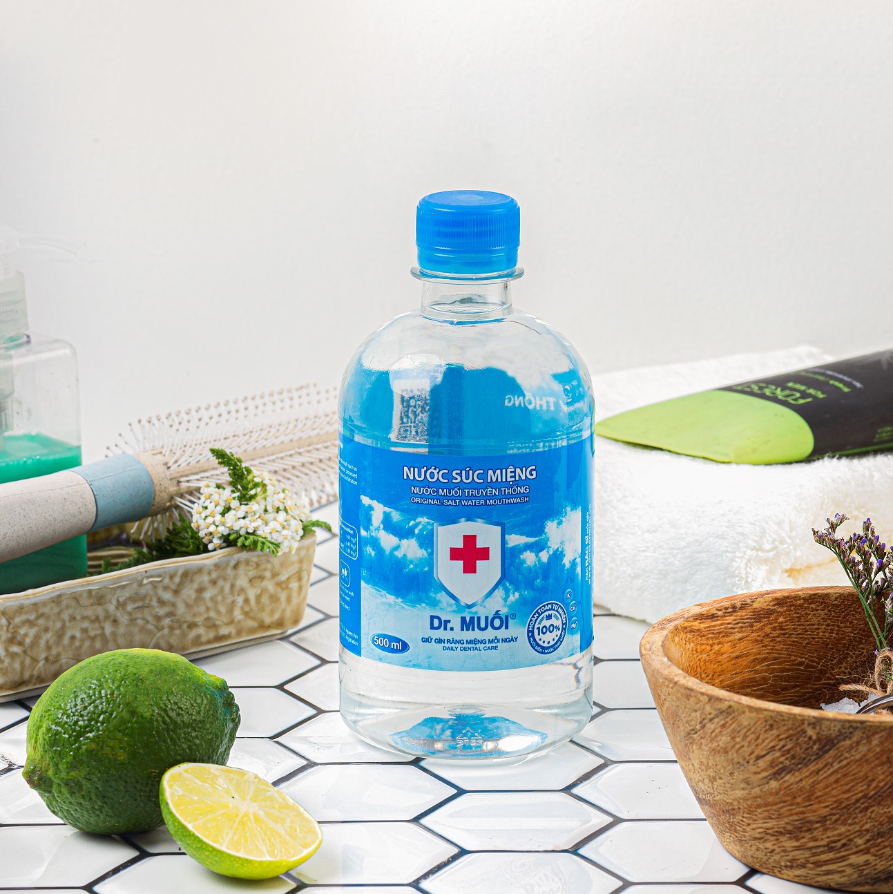 1 Thùng 9 chai Nước súc miệng Dr. Muối truyền thống 1000ml-Ngừa viêm họng, sâu răng, loại vi khuẩn, trắng răng, hết hôi miệng