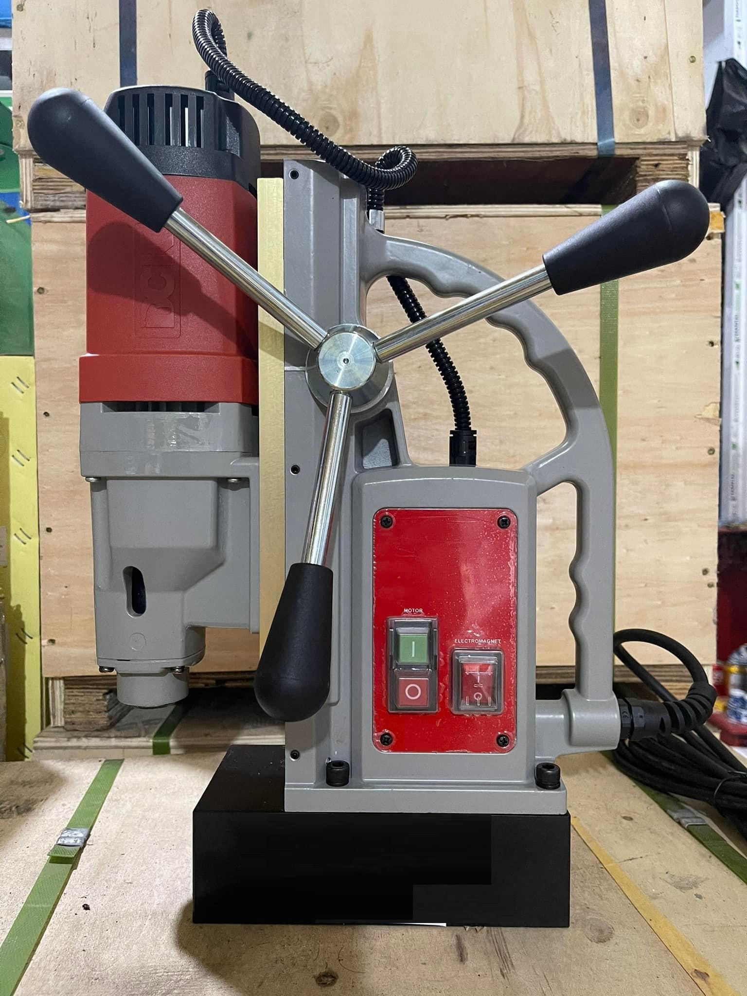 MÁY KHOAN TỪ 1500W DCK KJC23 - HÀNG CHÍNH HÃNG