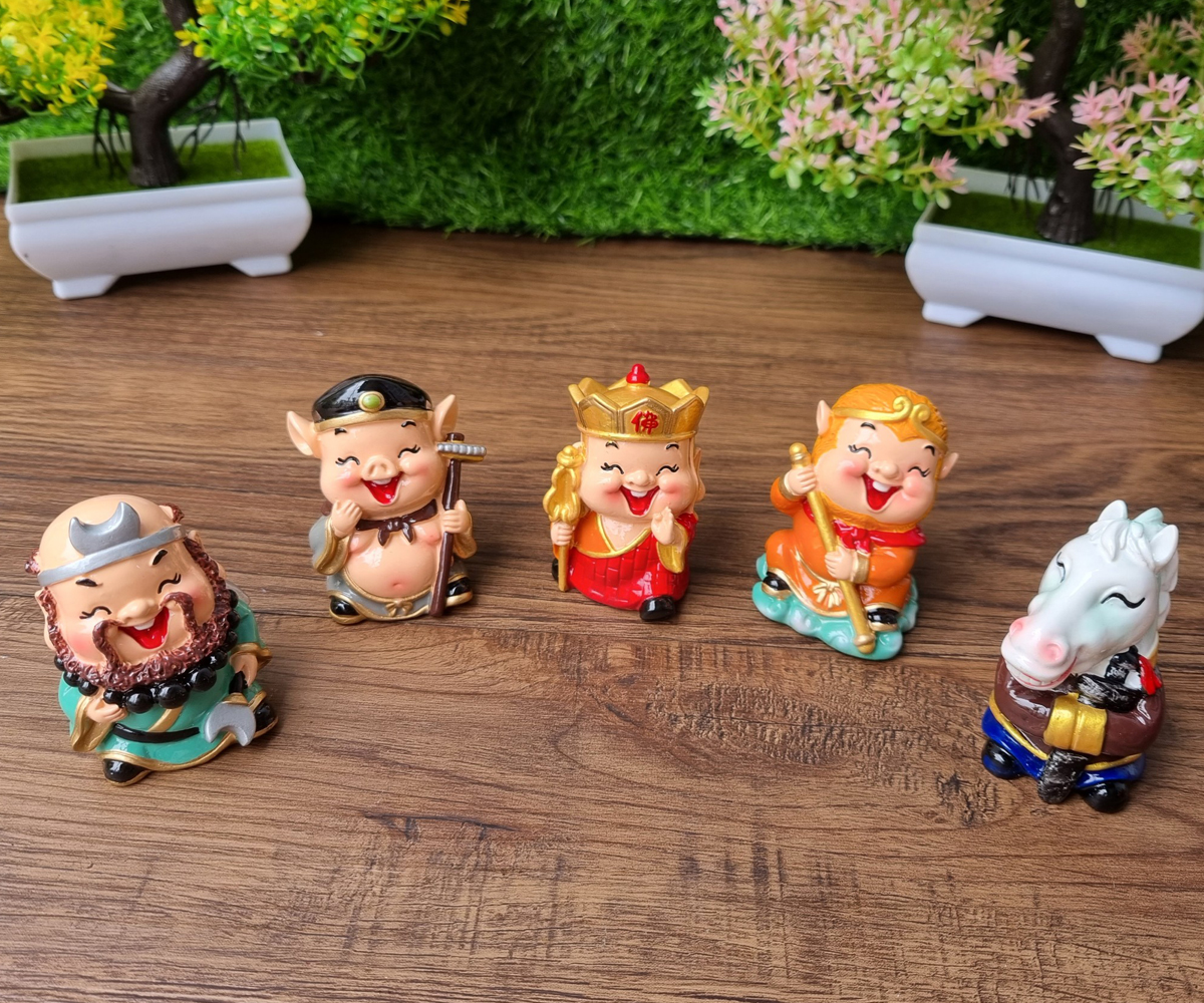 Bộ tượng Quan Âm kèm 05 tượng Tây Du Ký và chân đế 6 ô