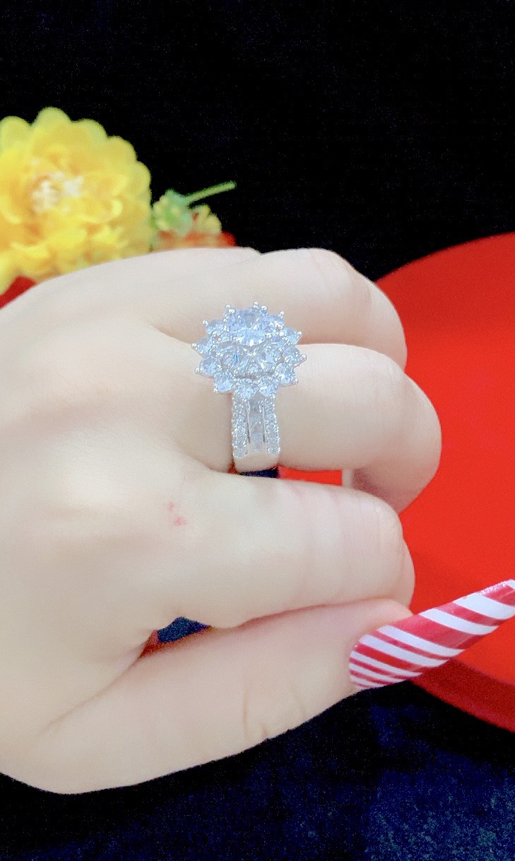 Nhẫn nữ thờ trang xi kim ý siêu xinh E207