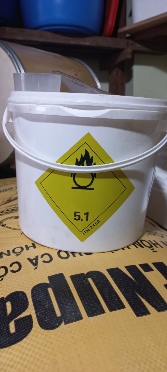 TCCA dạng viên xô 5kg, sủi bọt, diệt khuẩn ao nuôi tôm cá