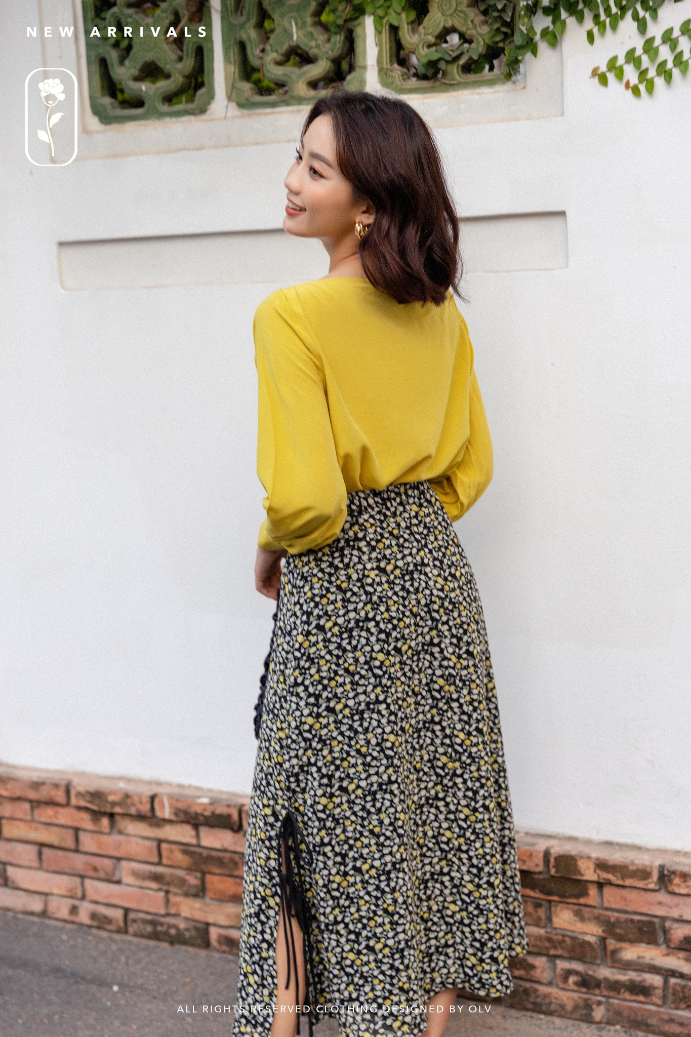 OLV Áo Áo Mustard Bowy Top