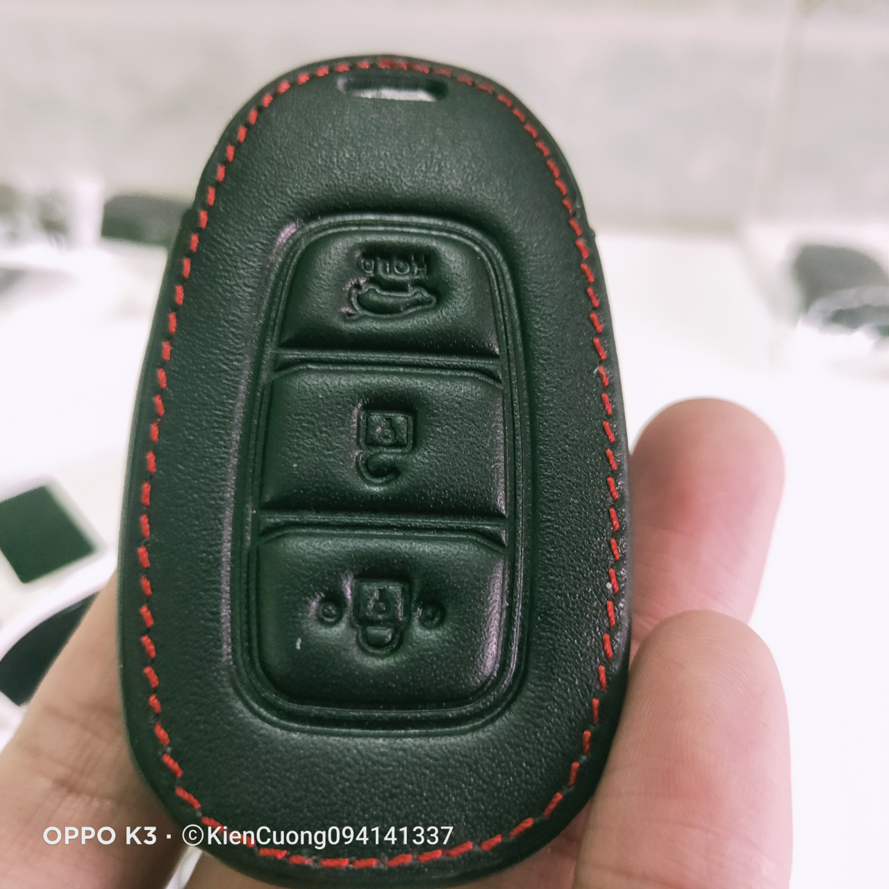 Bao da Chìa Khóa ô tô kèm móc khóa Xe Hyndai Accent 2018-2020, Santafe 2019-2020, KONA - Mẫu chìa thông loại 3 nút minh