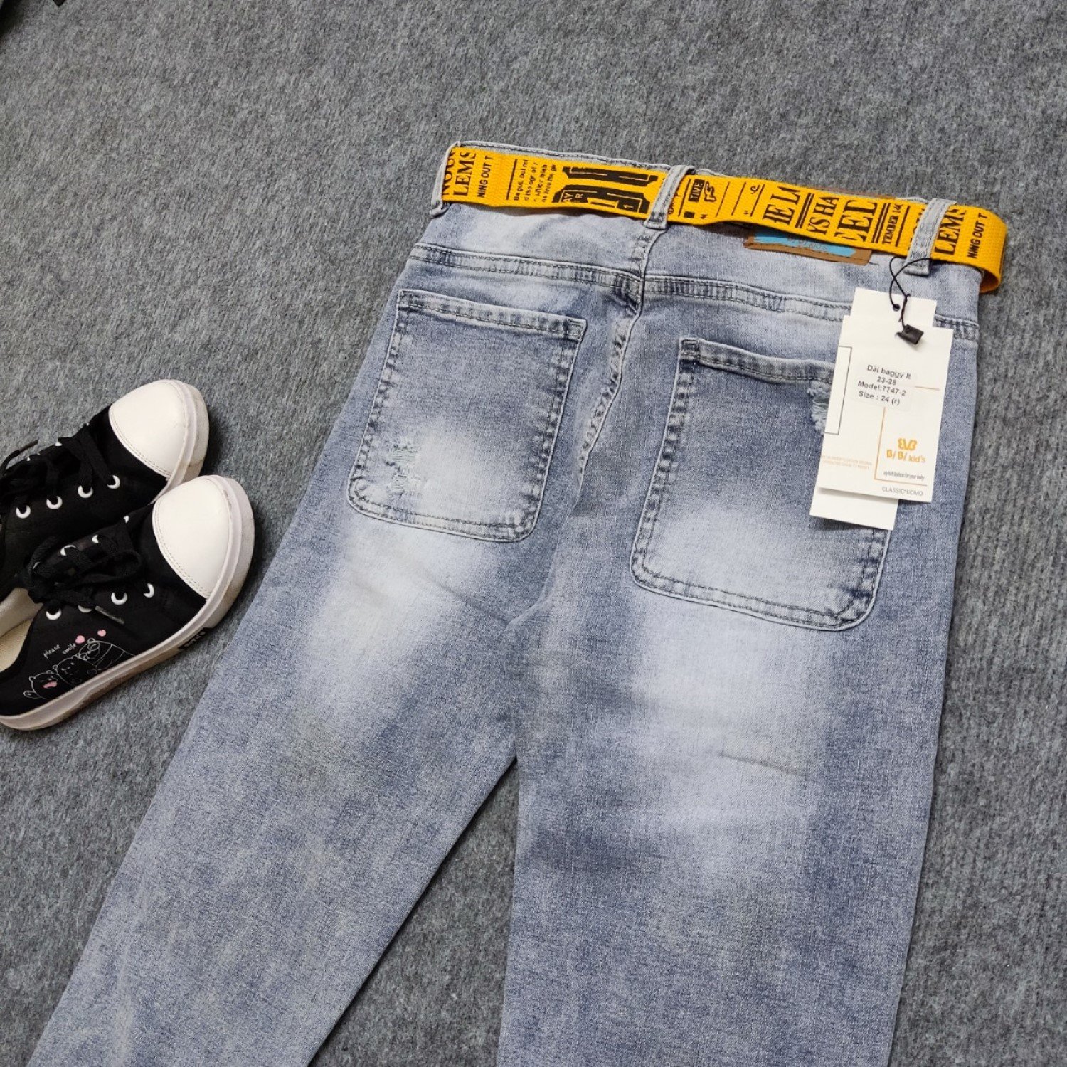 Q0128 Quần jean dài cao cấp bé trai, phom body, wax rách, có tăng đơ, chất co dãn thoải mái, kèm dây nịt
