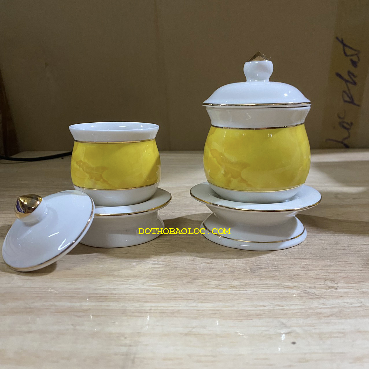 Hủ đựng muối gạo họa tiết đá hoa cương vàng 2 cỡ cao 7cm và 11cm