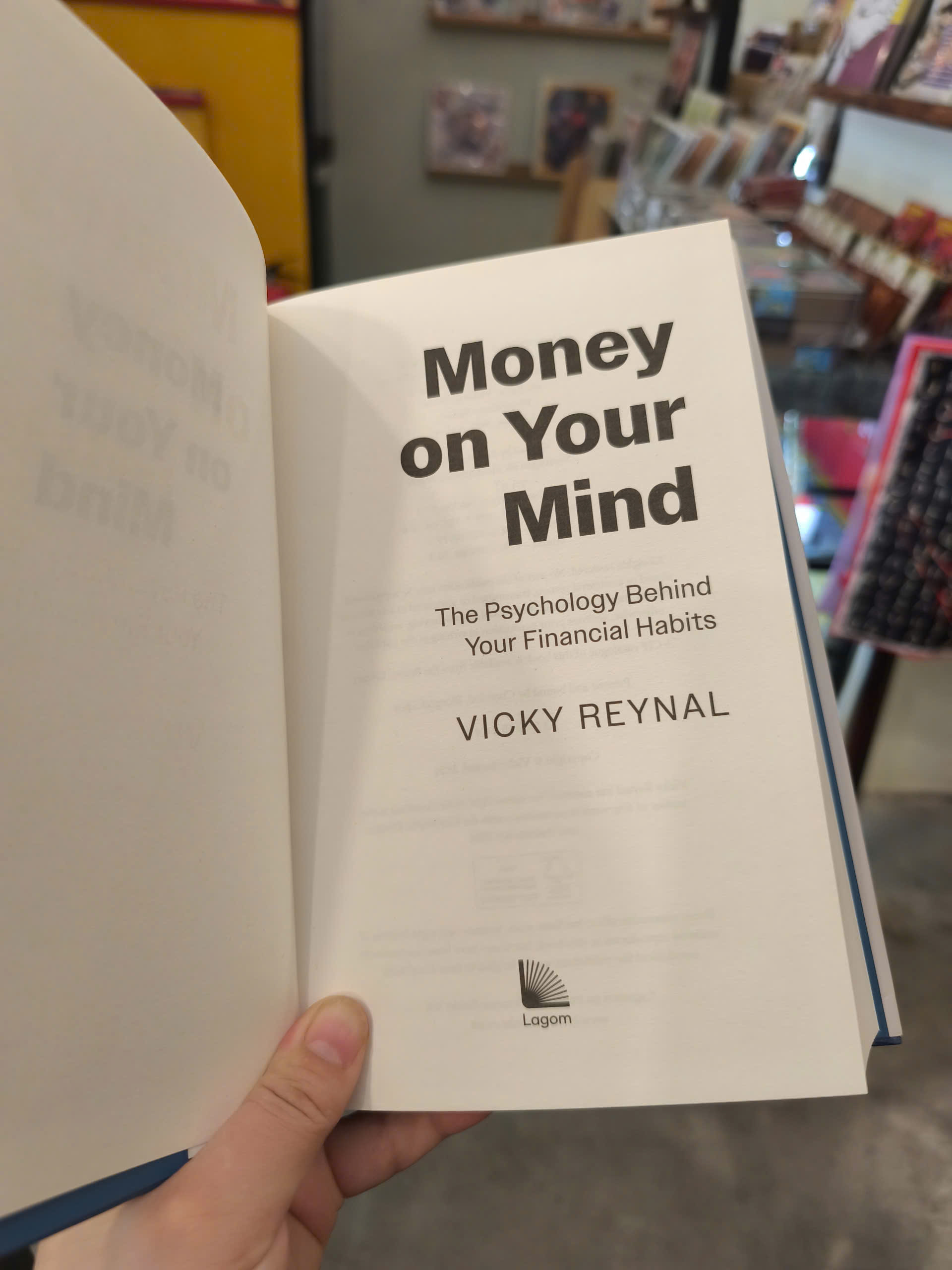 Sách - Money on Your Mind - The Psychology Behind Your Financial Habits | Ngoại văn Bìa cứng