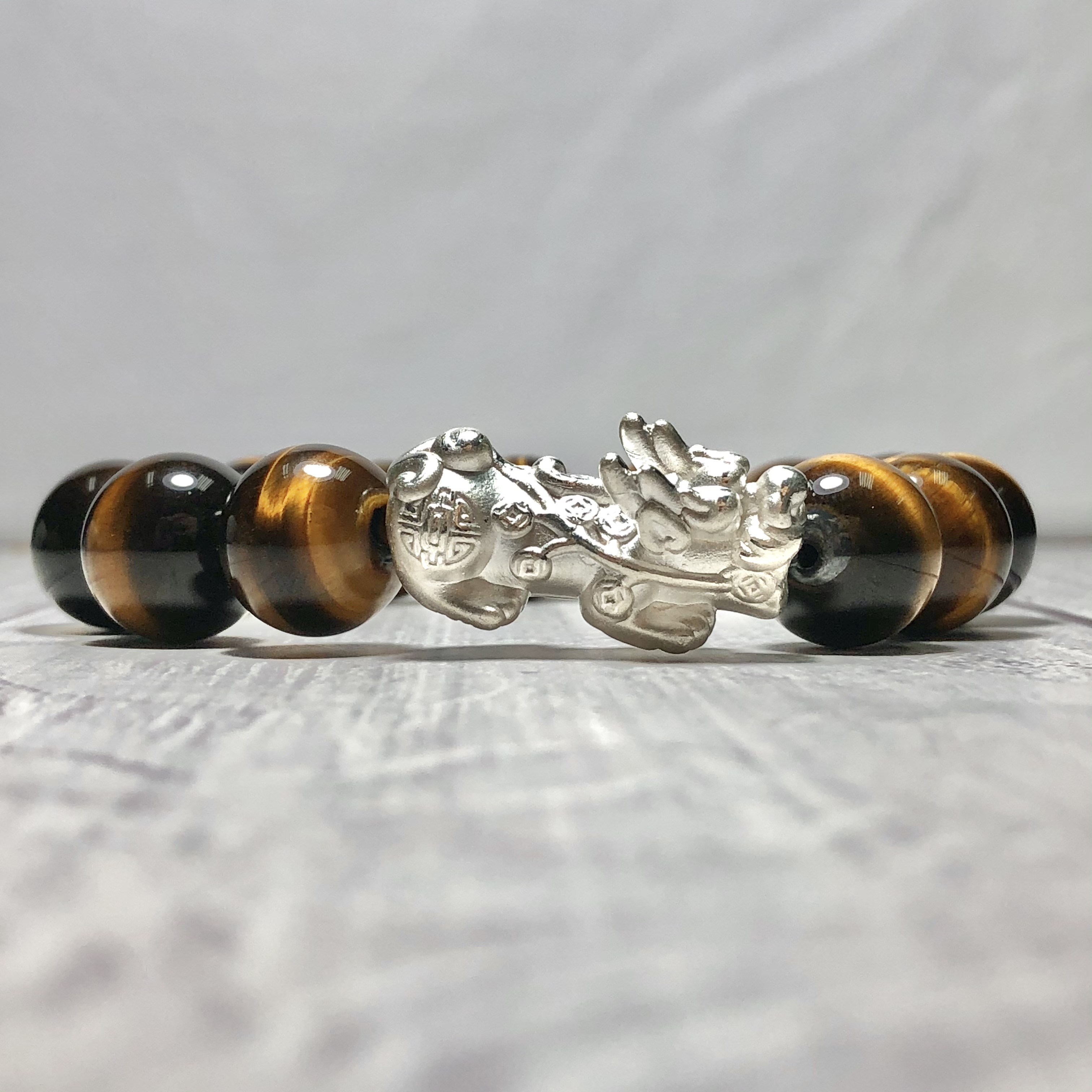 Vòng tay Thạch Anh Mắt Hổ vàng nâu 14mm mix tỳ hưu