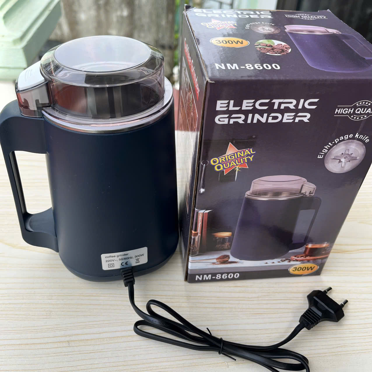 Máy Xaiy Hạt Khô Mini Công Suất 300W – Nghiền Mịn Ngũ Cốc, Gia Viị, Tiện Lợi Cho Mọi Nhà , đèn ốp trần