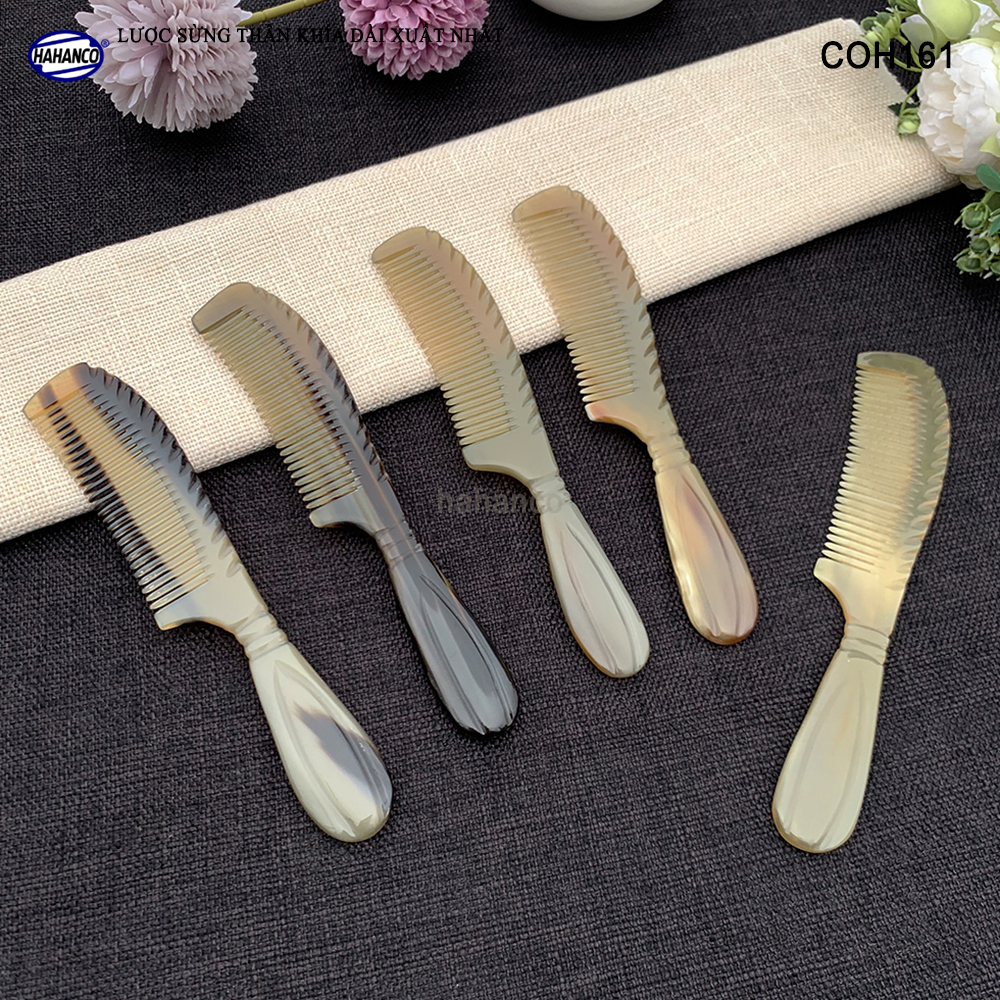 Lược Sừng Khía Dài Thon Gọn HAHANCO (Size: M - 18cm) Mẫu Lược Thông Dụng - COH161