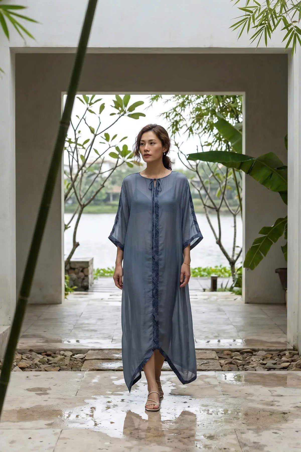 Đầm Suông Dài Kaftan Xanh Phối Hoạ Tiết Lam Vũ Dre240 thời trang Hity