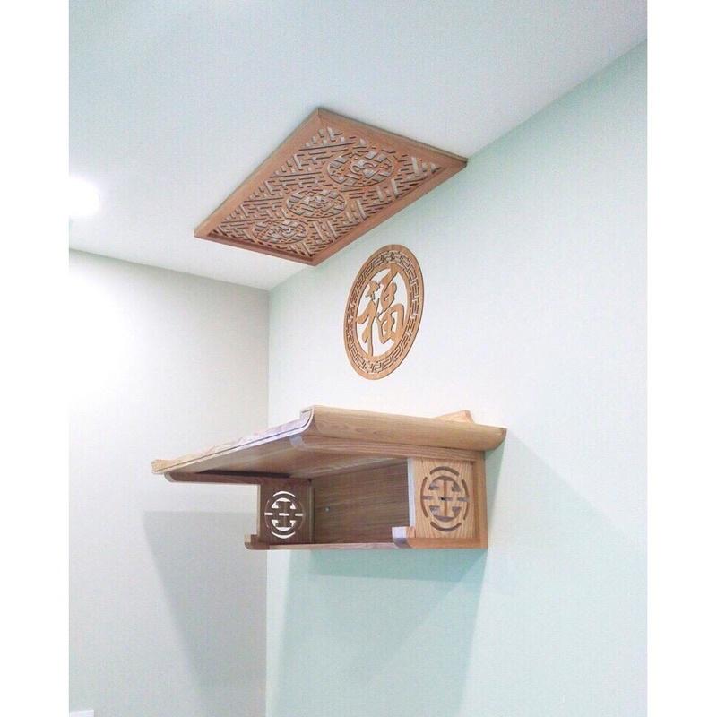 Bàn thờ gỗ sồi 81cm kèm chắn khói
