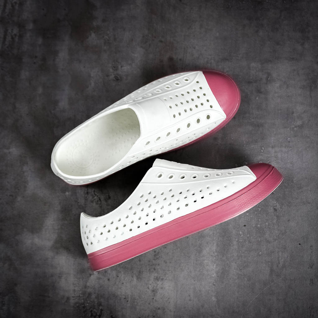 Giày lười nhựa cho bé gái dáng Sneaker dễ thương, siêu nhẹ mềm êm chân không thấm nước