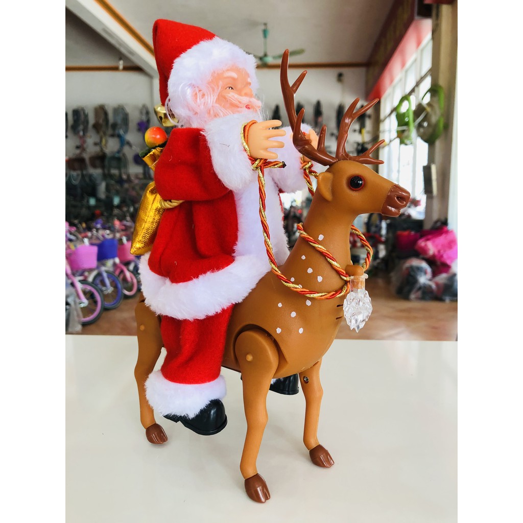 Ông Già Noel Trèo Ống Khói