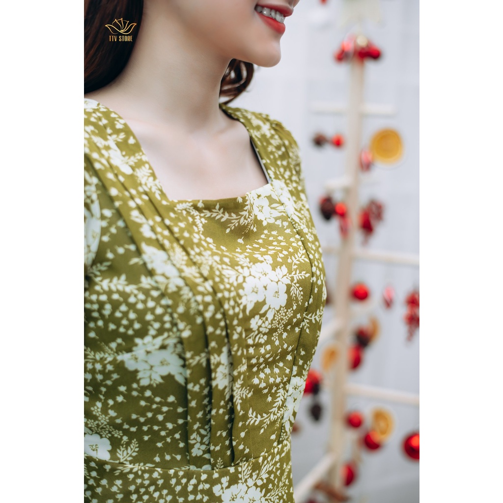 Đầm xoè trung niên TTV1203 TTV Store cổ vuông tay lỡ gam màu Xanh hoa kem dạo phố trẻ trung