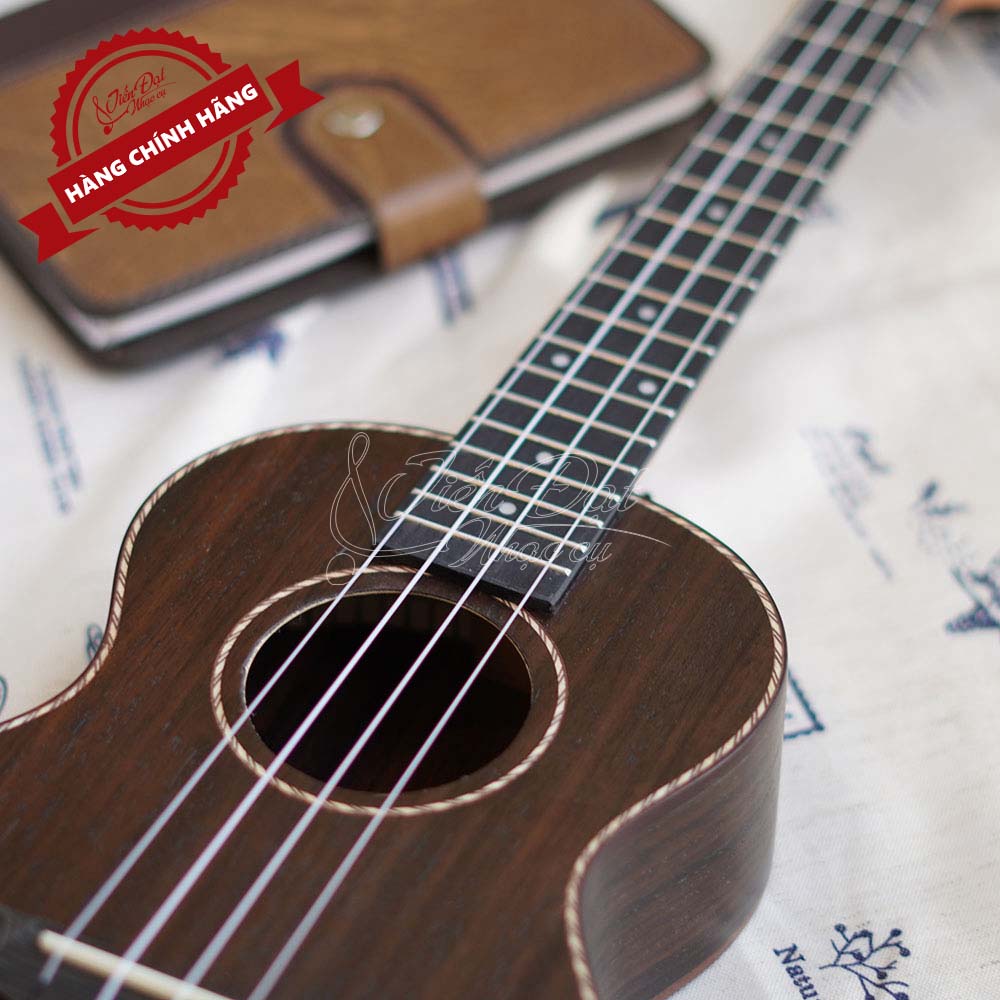 Đàn Ukulele Tenor SQOE UK-26R, Mặt Đàn Gỗ Hồng Sắc 