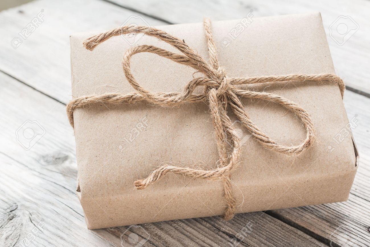 Giỏ Nhựa Giả Mây Đựng Đồ Dùng, Vật Dụng Đa Năng - màu ngẫu nhiên - 25 x 28cm