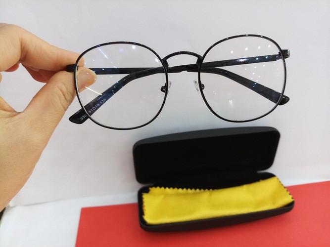 Gọng Kính Nobita Dáng To Chất Đẹp