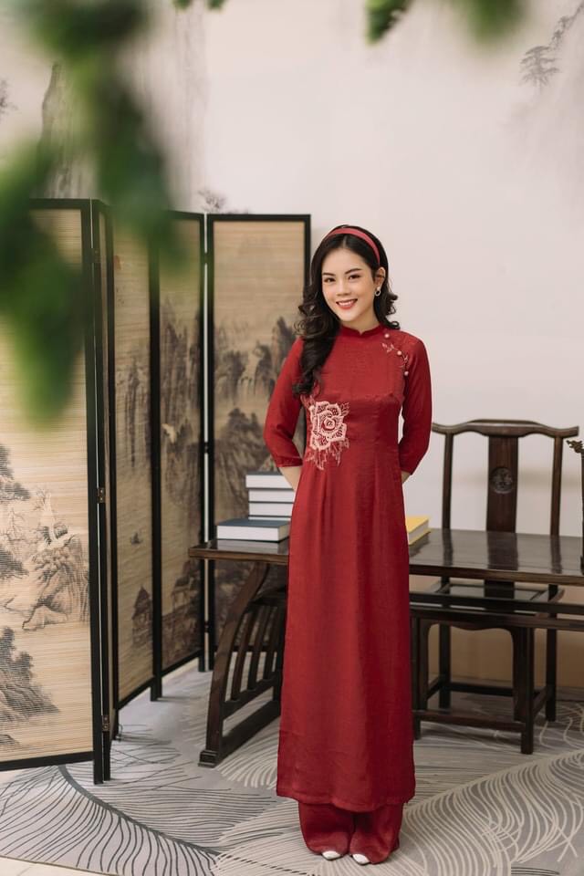 Áo Dài Truyền Thống Lụa Tằm Nhung Cao Cấp