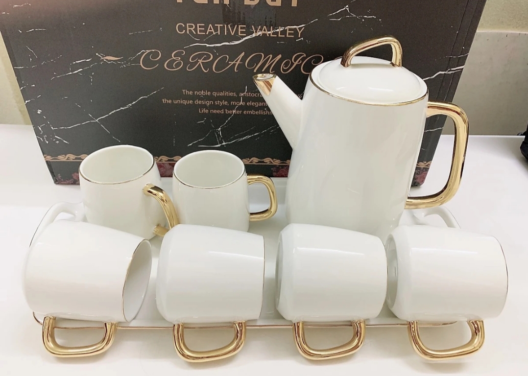 Bộ ấm chén kèm khay sứ trắng phong cách Âu