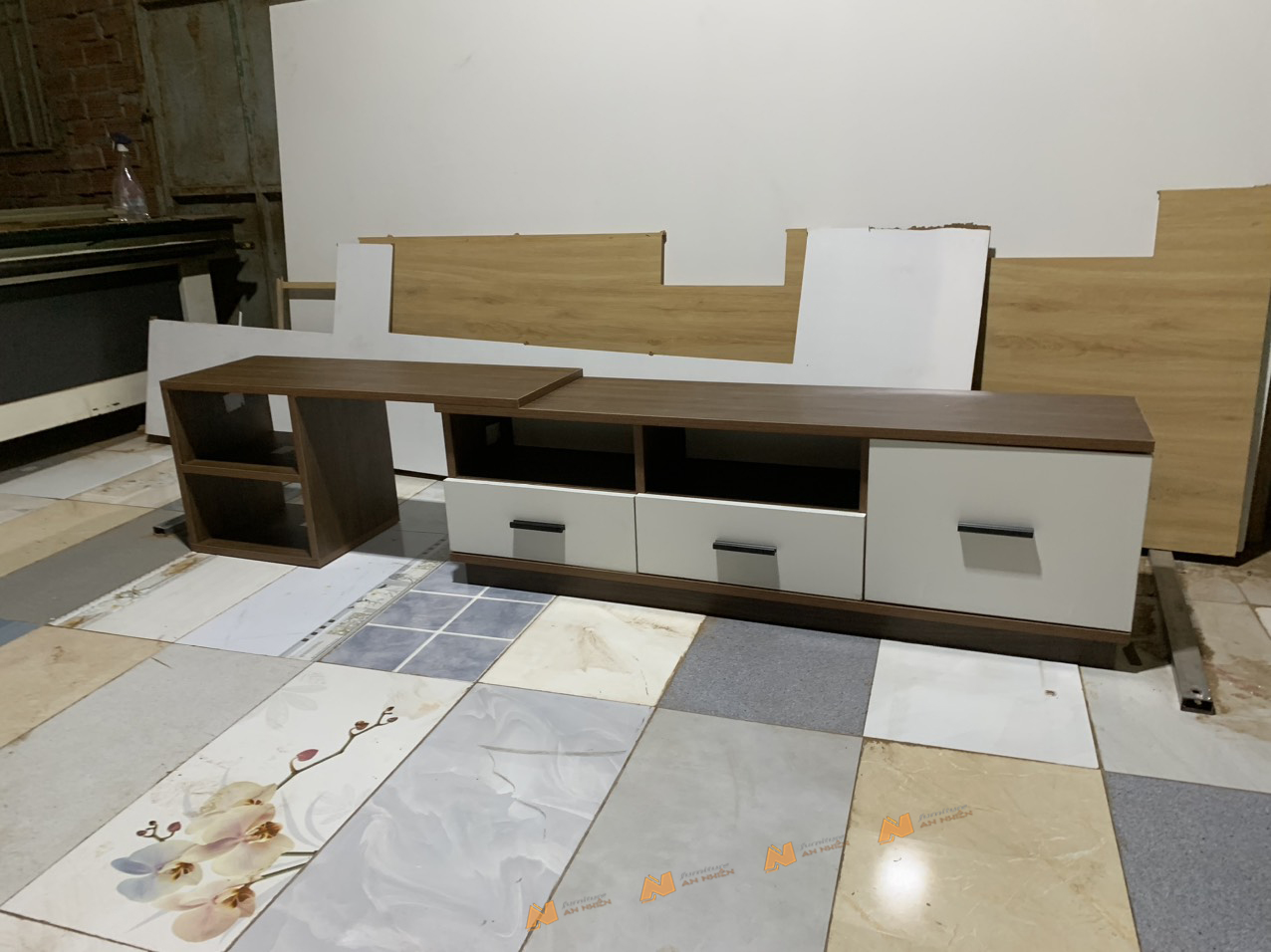 Made in VN Kệ tivi gia đình thiết kế thông minh bằng gỗ mdf 17mm công ty Mộc Phát độ bền trên 30 năm AN053