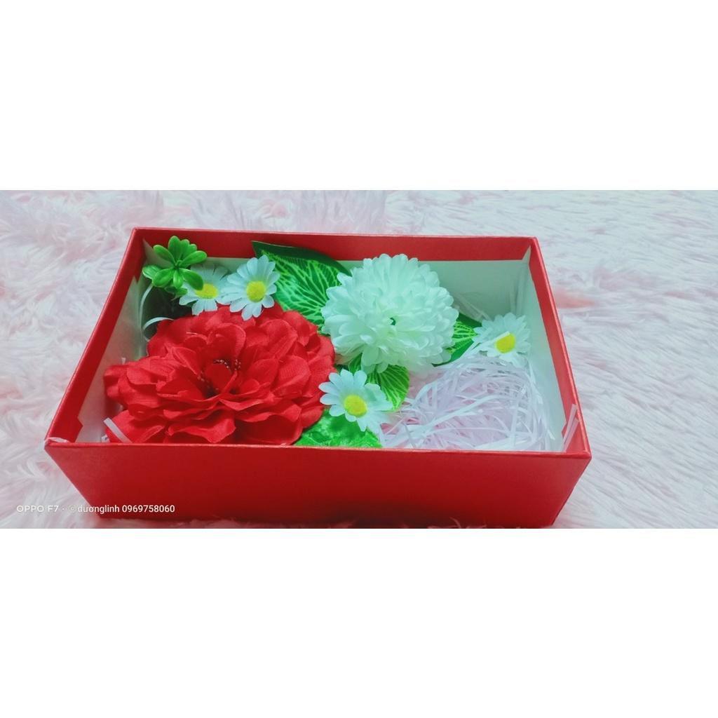 Hộp quà nắp kính trang trí sẵn, 21x16x7cm