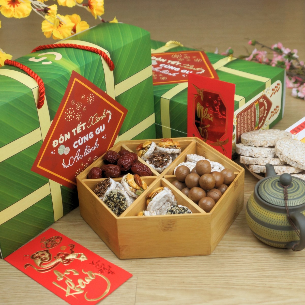 Hộp quà Tết GUfoods - Xuân Ất Tỵ 2025 - Mâm bánh Tết healthy, Món quà sức khoẻ, Hộp giấy thân thiện môi trường, Giftbox / Gift set healthy, Đón Tết xanh - Cùng GU an lành