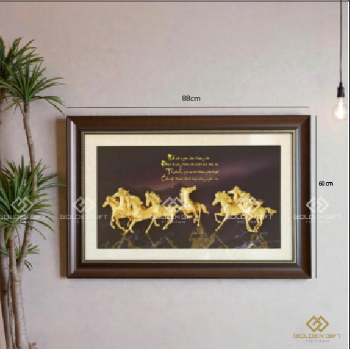 Tranh Bát Mã truy phong mạ vàng - Tranh mã đáo thành công mạ vàng độc đáo: Quà tặng sếp, tân gia, mừng lên chức