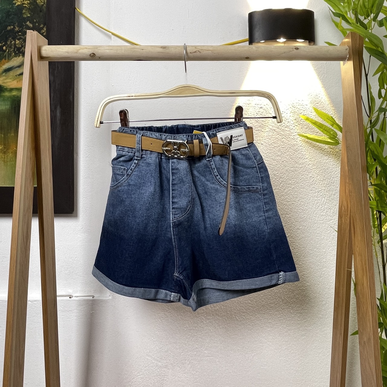 Quần đùi bé gái vải bò size đại, Short jean cho bé 6-12 tuổi chữ W co giãn mềm mại kiểu dáng thời trang