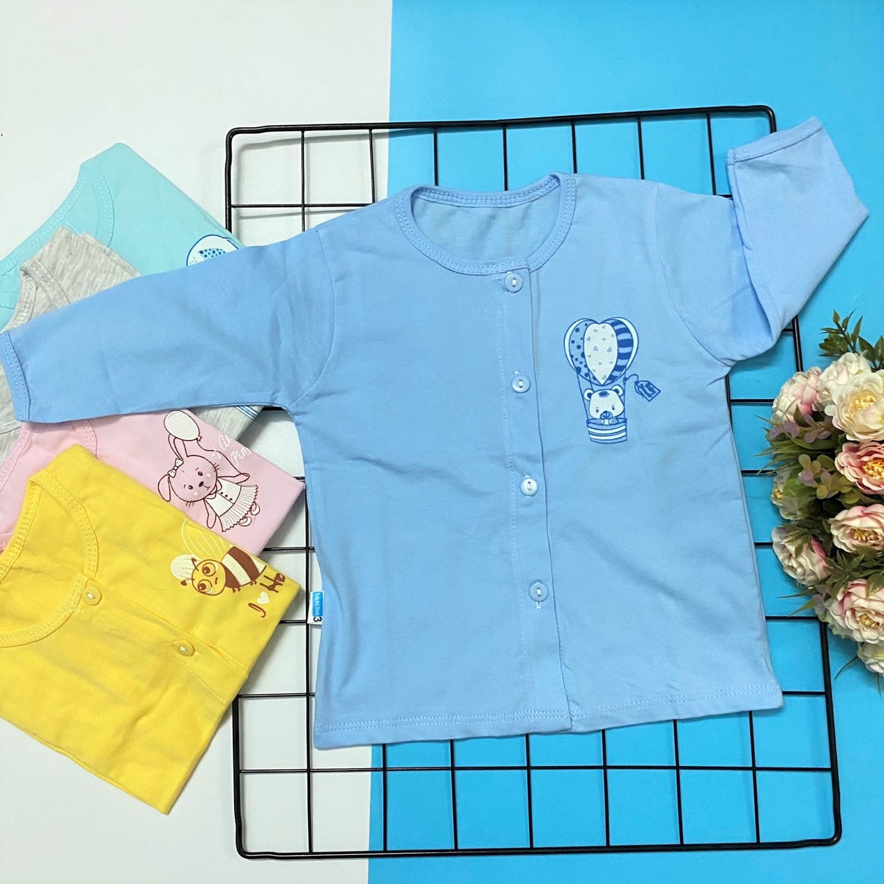 COMBO 5 Áo sơ sinh cotton THT-FR GGY | Áo Màu Cài Giữa Tay DÀI | Size 1 - 5 cho bé sơ sinh - 12 kg | Chất vải thun cotton 100% xịn, đẹp, mềm, họa tiết xinh | Hàng Việt Nam | Quần sơ sinh | Quần áo sơ sinh