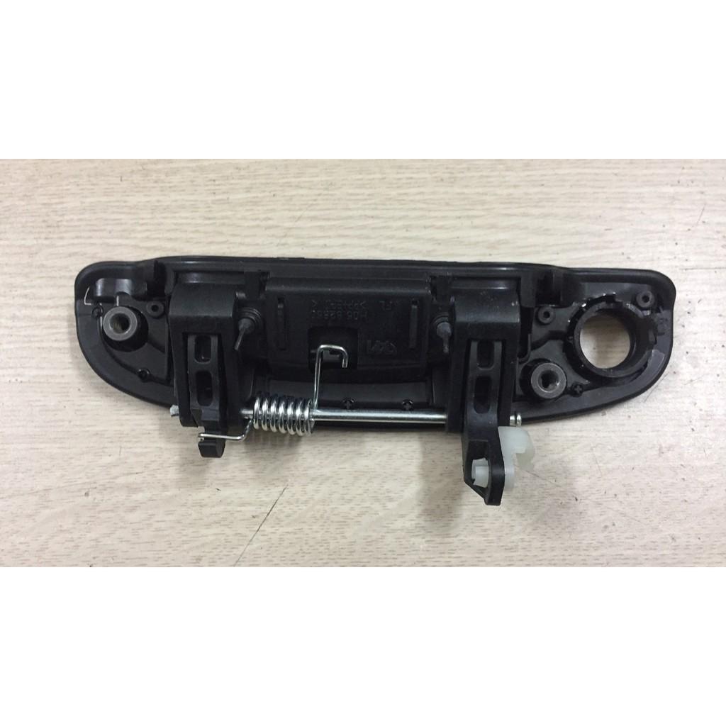 Tay mở cửa ngoài Hyundai Getz