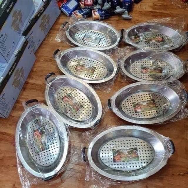 Bộ khay lẩu cá chép om dưa nguyên con bằng inox cao cấp sử dụng cho mọi loại bếp kể cả bếp từ, chuyên dùng cho gia đình, nhà hàng, quán ăn kèm vỉ lót