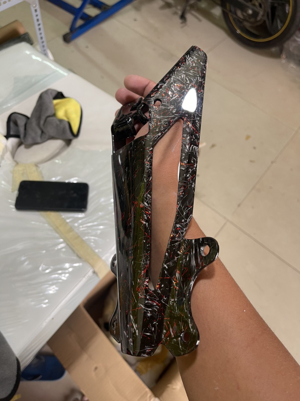 Dè Sau EXCITER 150 ốp Carbon Fiber vân vụn Đỏ siêu HOT