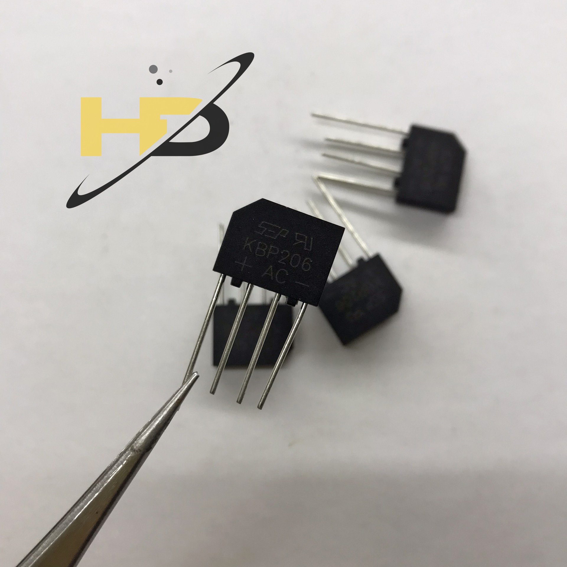 Diode Cầu 2A 600V KBP206 Vuông DIP4