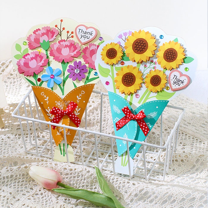Đồ chơi DIY - Thiệp chúc mừng hình bó hoa tự làm giúp tăng sự khéo léo thông minh cho bé