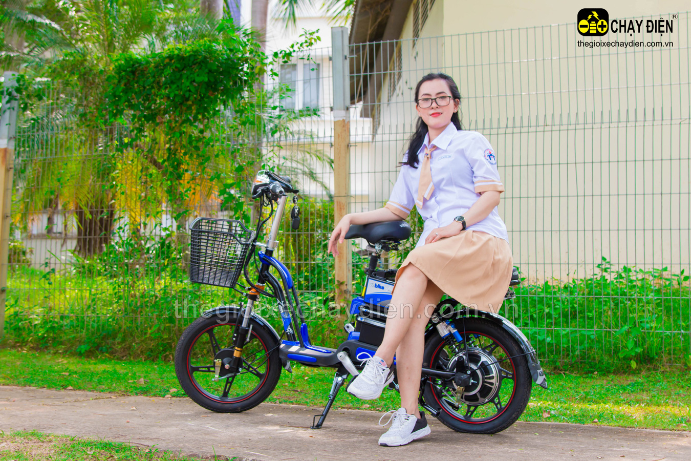 XE ĐẠP ĐIỆN VNBIKE V4