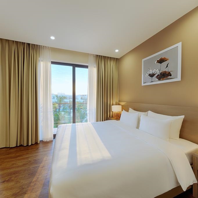 Royal Lotus Resort 4* Hạ Long - Gói 02 Bữa Ăn, Hồ Bơi Ngoài Trời, Hồ Bơi Trong Nhà, Bãi Biển Riêng, Không Gian Xanh