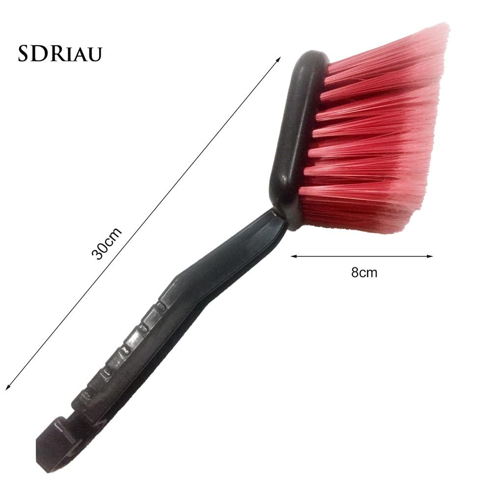Bàn Chải Vệ Sinh Thảm Bằng Nhựa Cán Dài Tiện Dụng