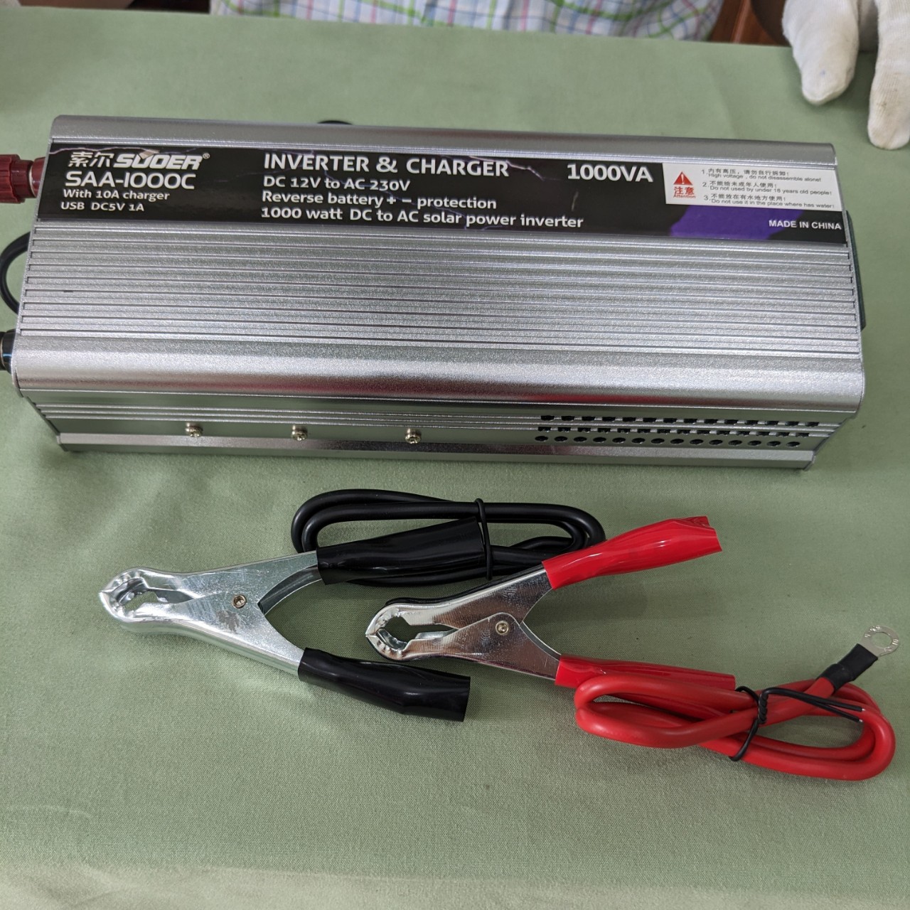 Bộ Chuyển Đổi Điện 12V Lên 220V Kiêm Sạc Bình ẮQuy Thông Minh Suoer 1000W Cao Cấp