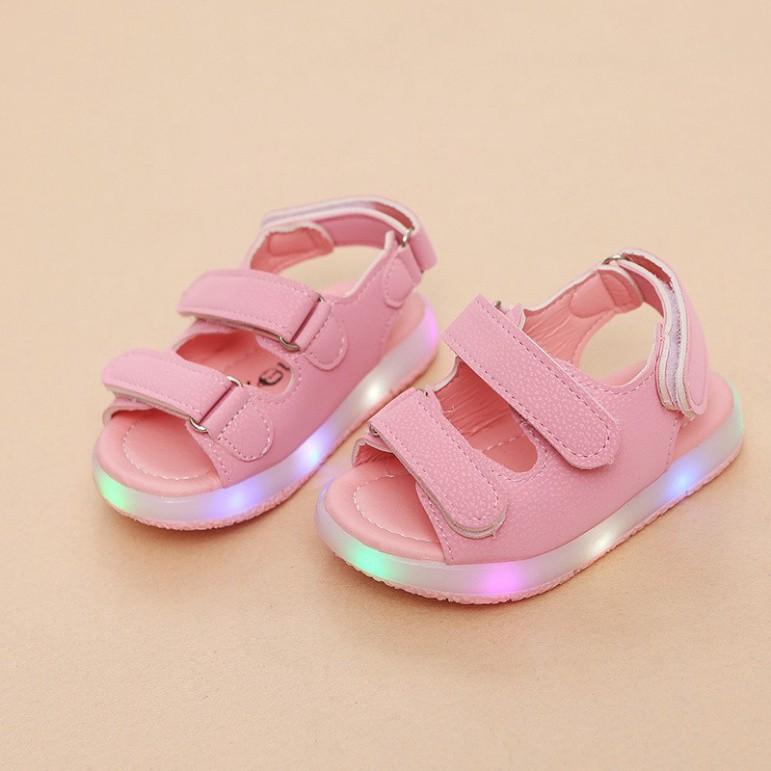 Giày sandal quai dán thiết kế đế có đèn LED cho bé