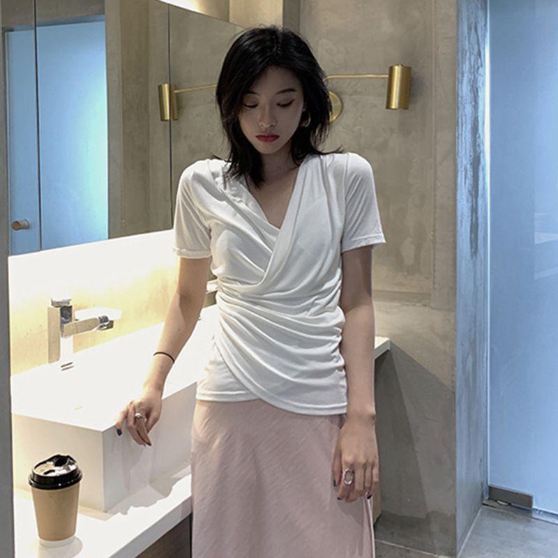 Áo Thun Nữ Ngắn Tay Cổ Chữ V Dáng Ôm